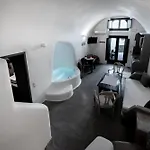 Lotza Apartman *