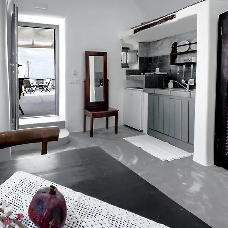 Lotza Oia (Santorini)