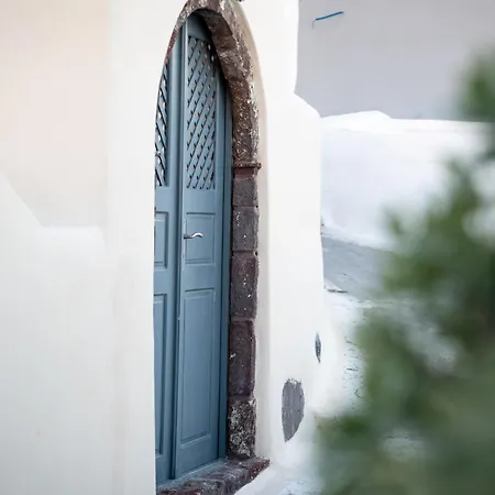 Lotza Oia (Santorini)