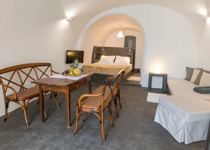 Lotza Oia (Santorini)